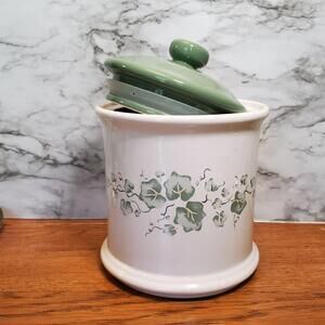 Vintage Corelle Callaway Ivy Canister: Pyrex Corning Kitchen Storage 5 5/8"